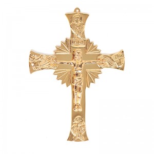 Krzyż z "małym Chrystusem"